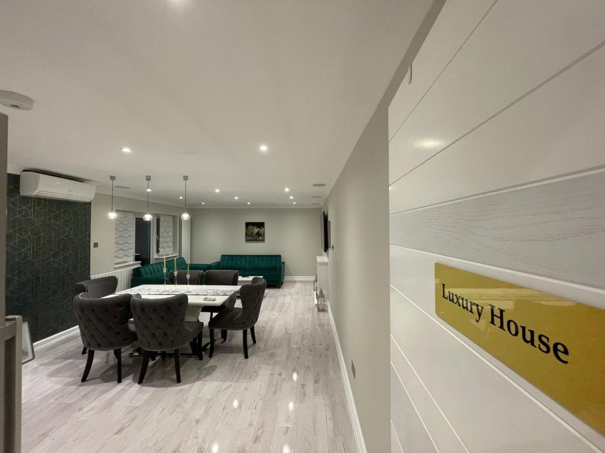 Luxury House Apartment Greenford  Luaran gambar