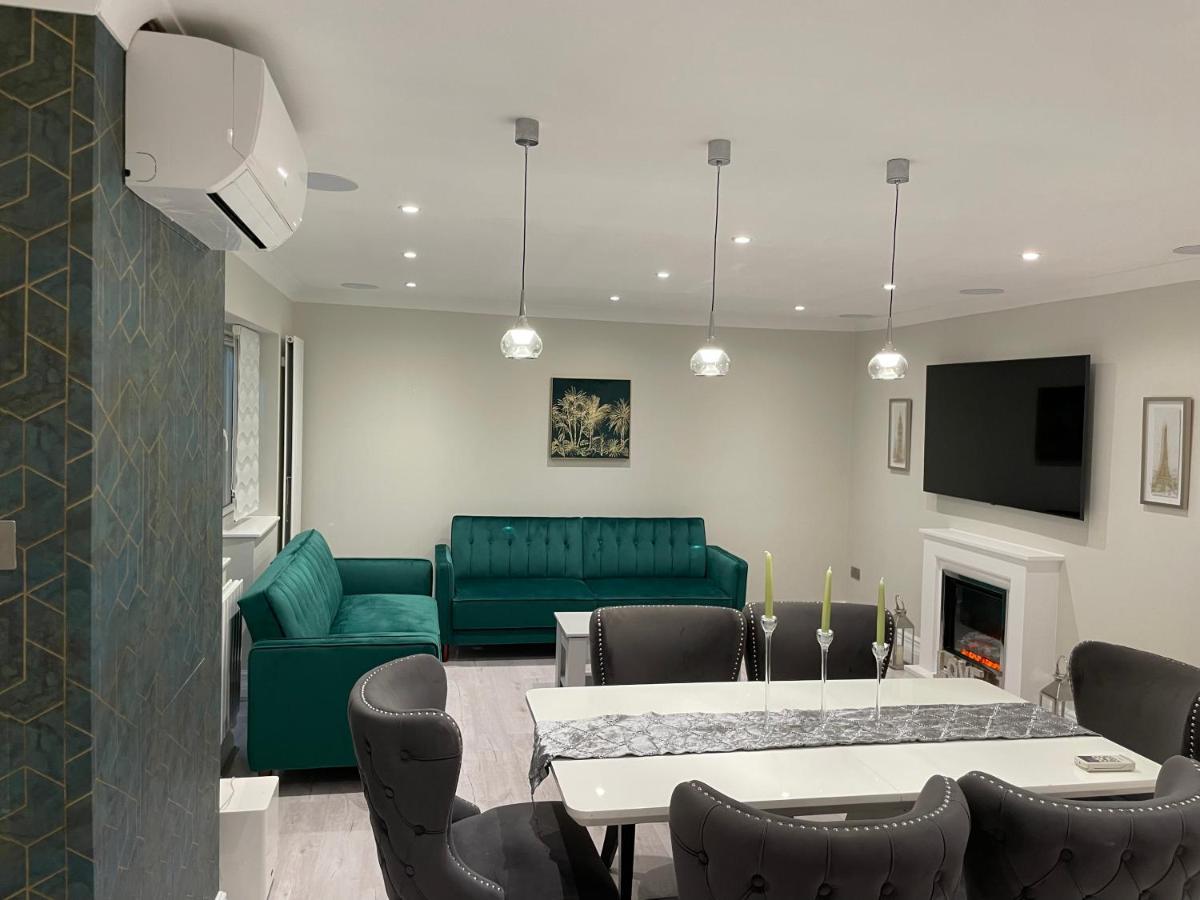 Luxury House Apartment Greenford  Luaran gambar