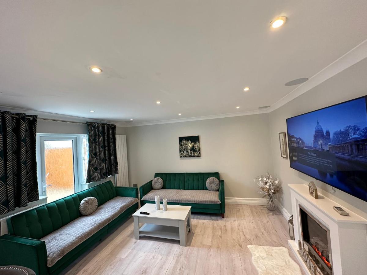 Luxury House Apartment Greenford  Luaran gambar