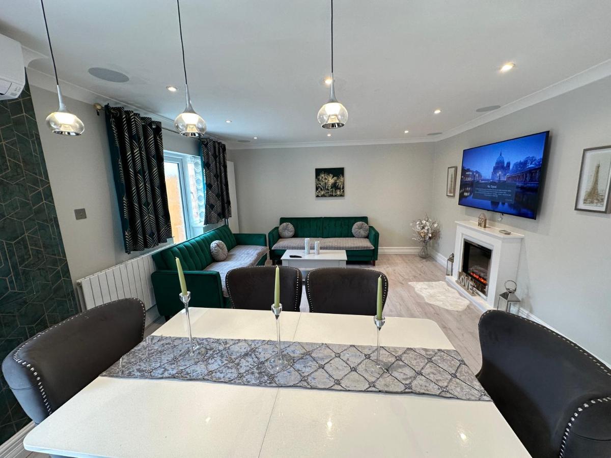 Luxury House Apartment Greenford  Luaran gambar