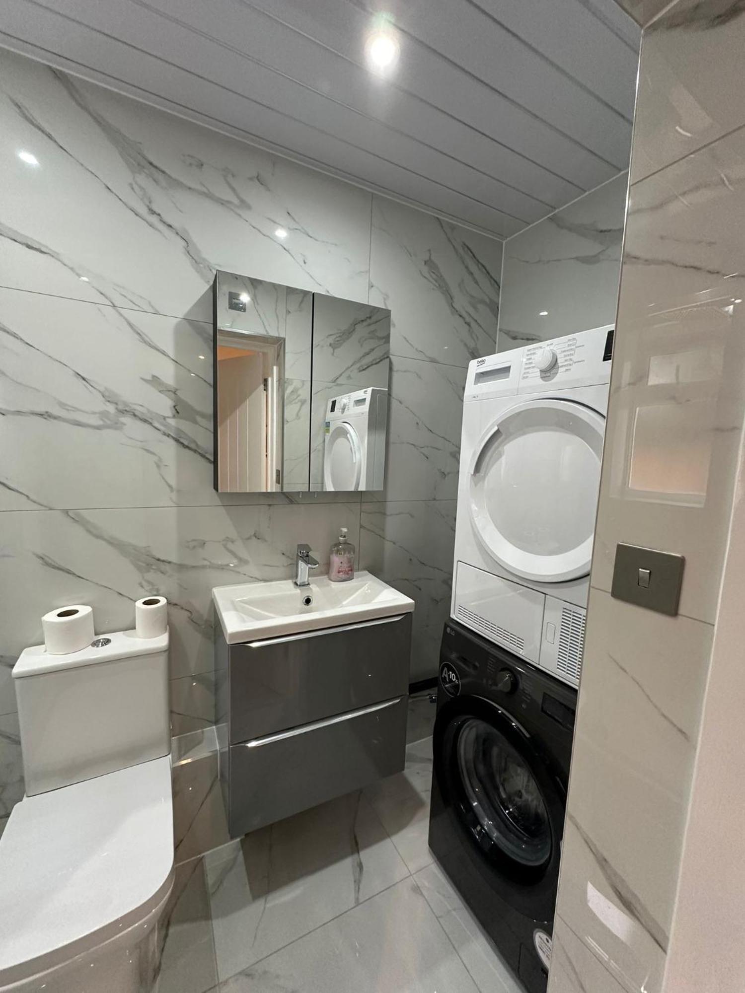 Luxury House Apartment Greenford  Luaran gambar